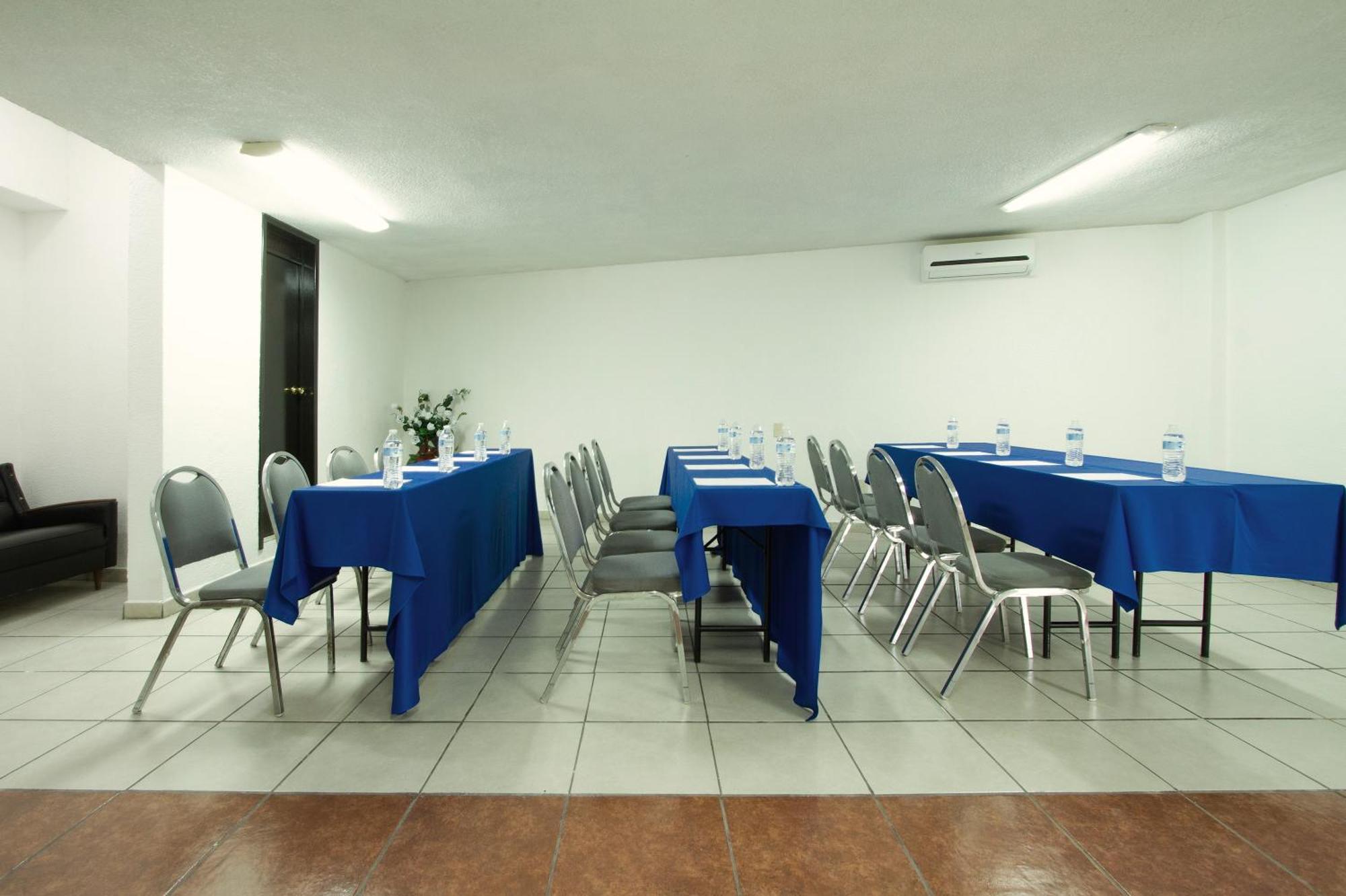 Hotel Bedd Express Queretaro Exterior photo